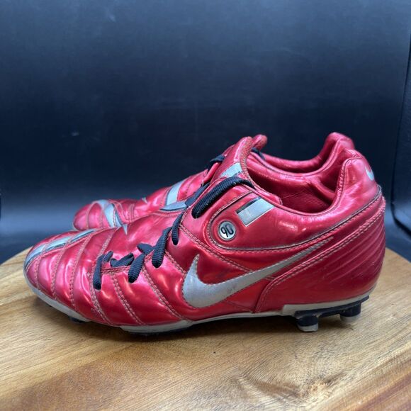 Nike Youth Size 3.5Y Total 90 SHIFT PLUS TF Turf Red Soccer Cleats 315149-601 - Picture 1 of 8